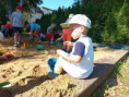/album/prvni-dny-ve-skolce2/07e713b4-a5f1-42b2-ab5b-19b1a4d060b4-jpeg/